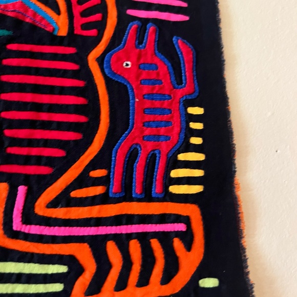 Vintage 70s Mola art textile from the Guna features a large dragon or a lizard - Picture 6 of 8